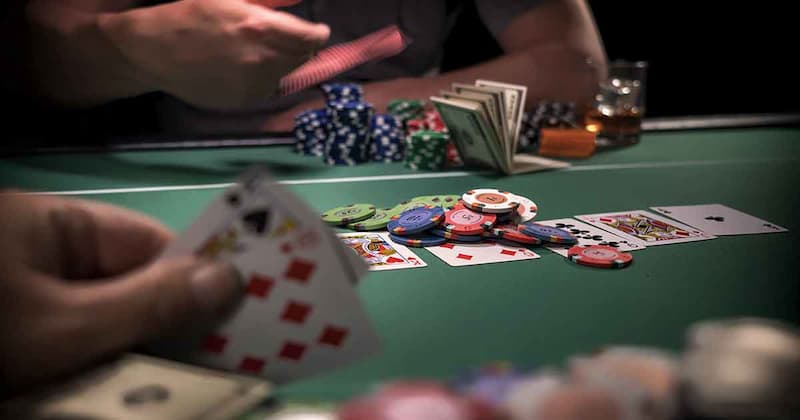 Poker là gì? Cách chơi poker đổi thưởng tại nhà cái Xocdia88 4 Tư duy logic